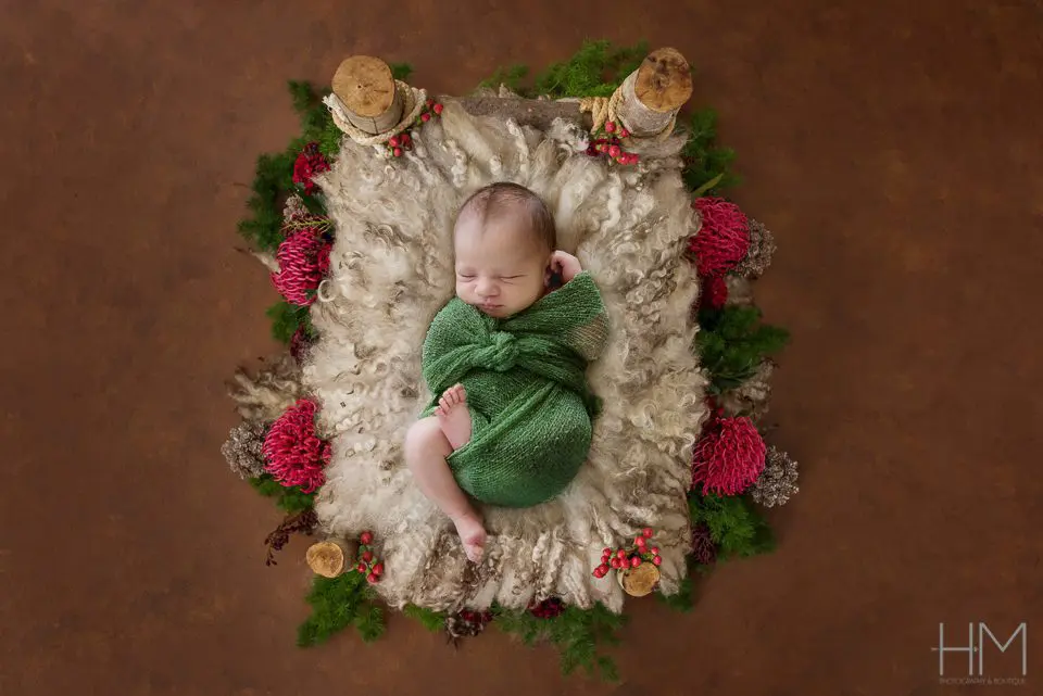 Creative Newborn Portraits || Premier Fine Art Baby Photographer Near Me
