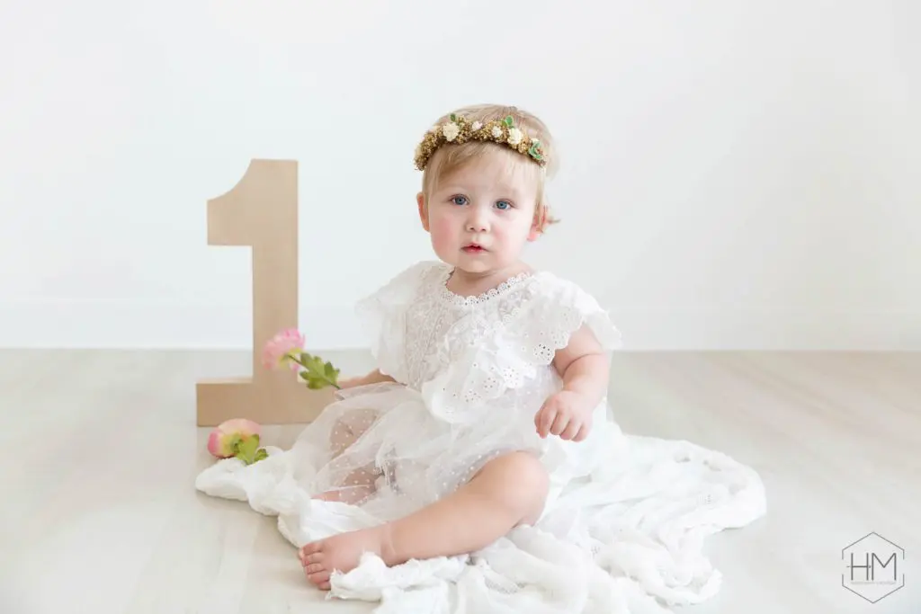 Avondale-Haslet Baby 1st Year Photographer || HM Photography & Boutique